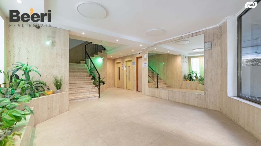 דירה, שדרות קדושי מעלות 4, נווה יהושע, ערמונים, רמת גן