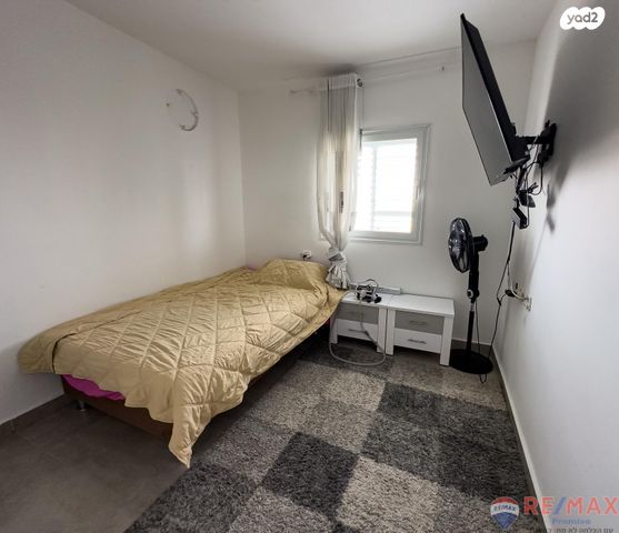 דירה, מגידו, נווה אילן, אשקלון