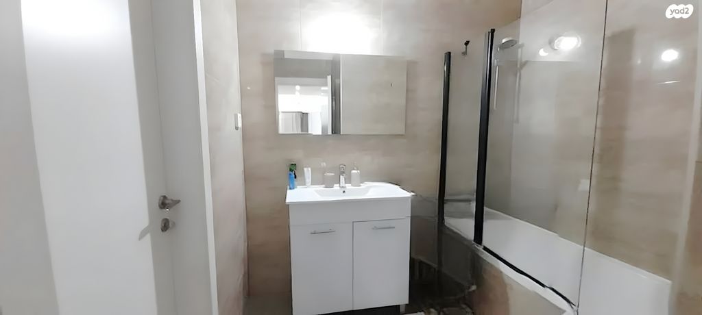 דירה, צאלה, גדרה הצעירה, גדרה