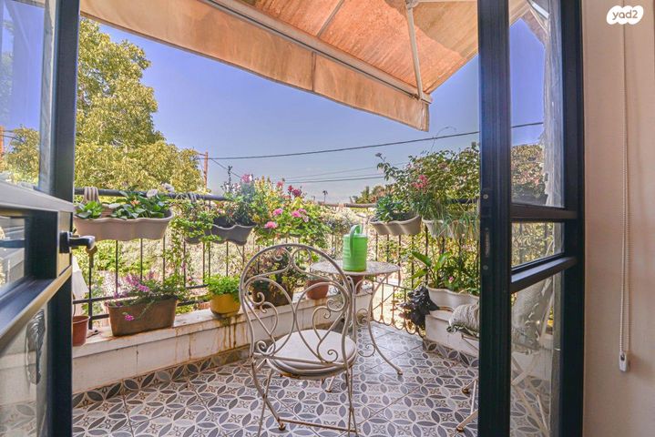 דו משפחתי, הדקלים, נווה אשר, פרדס חנה כרכור