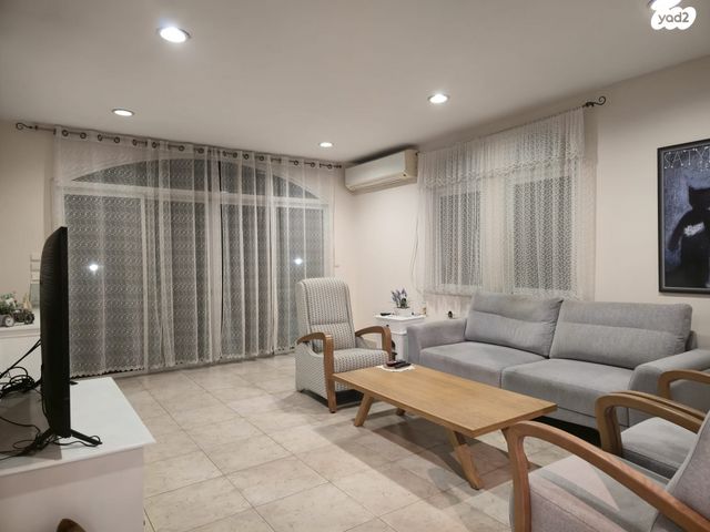 בית פרטי/ קוטג', אליהו גולומב 84, הרצליה הירוקה, נווה עובד, הרצליה