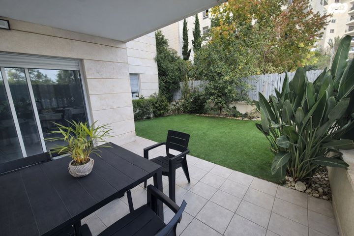 דירת גן, אשקלון