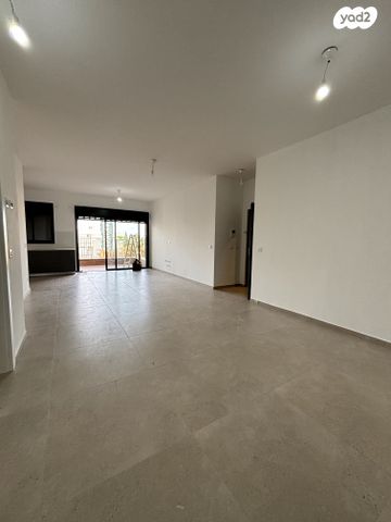 דירה, החשמונאים 31, רעננה