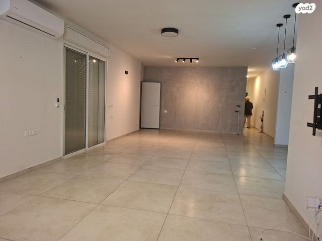 דירה, מרכז דרום, רעננה