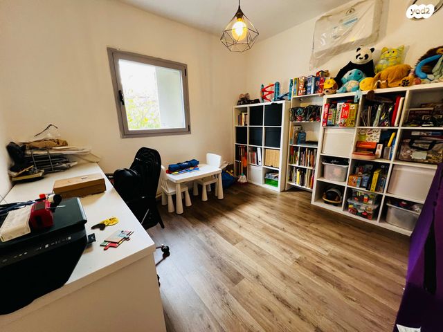 דירה, ז'בוטינסקי, ארלוזורוב, גבעתיים