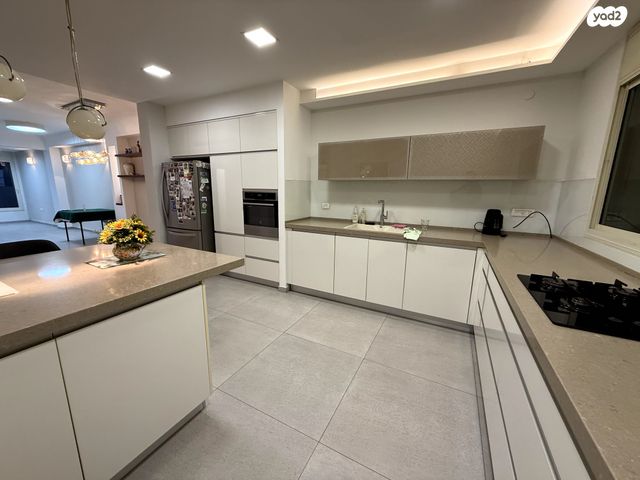 דו משפחתי, חרב לאת, קרית חיים מערבית, חיפה