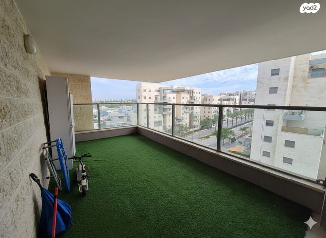 דירה, ניסנית, נתיבות מערב, נתיבות