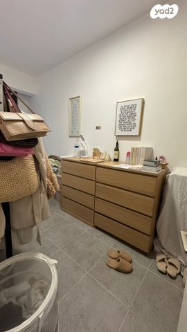 דירה, הל"ה, גבעתיים