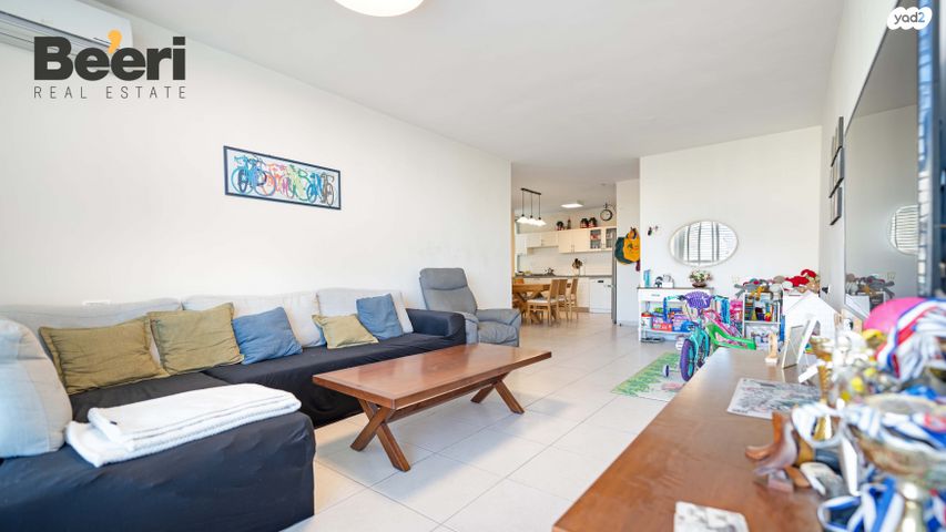 דירה, שדרות קדושי מעלות 4, נווה יהושע, ערמונים, רמת גן