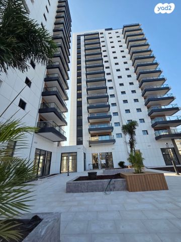 דירה, נוף הטיילת, נתניה