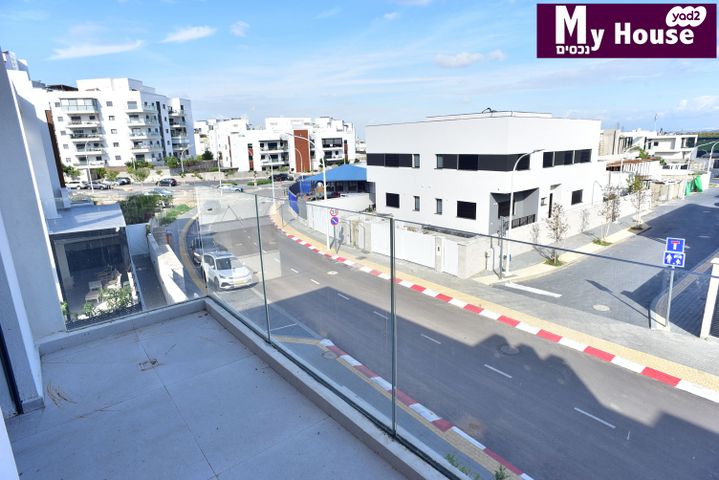 בית פרטי/ קוטג', ארבע אמהות, גדרה מזרח, גדרה