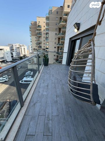 גג/ פנטהאוז, טבריה