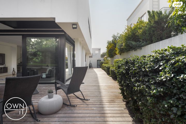 בית פרטי/ קוטג', הוד השרון