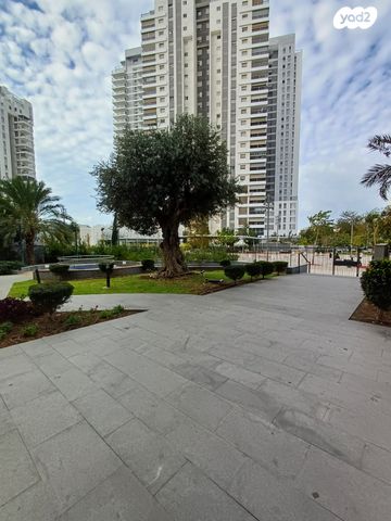 דירה, דגניה, חולון