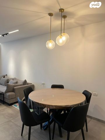 דירה, אליהו גולומב, שיכון עובדים, טבריה