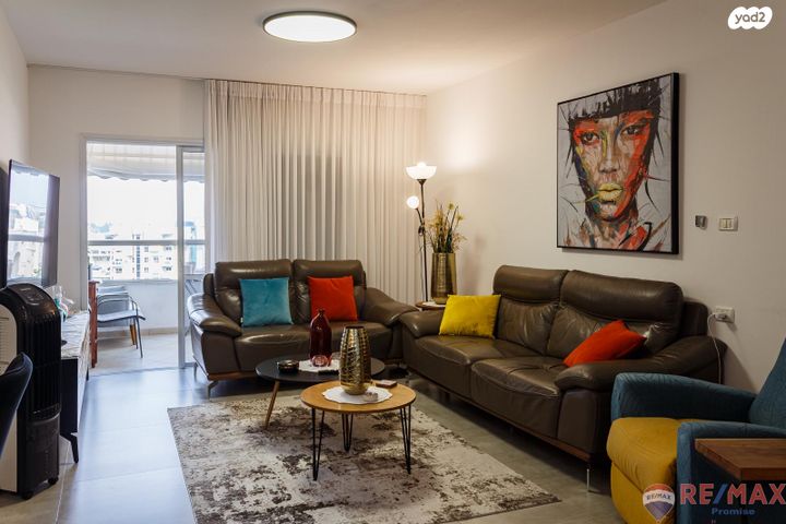 דירה, מגידו, נווה אילן, אשקלון