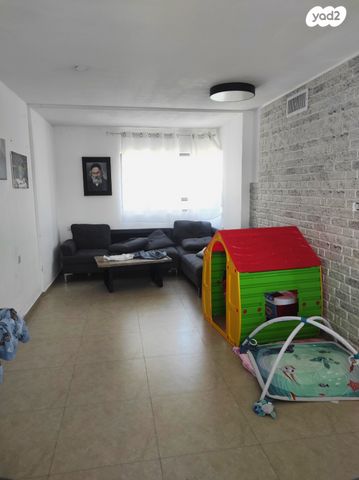 גג/ פנטהאוז, רחבת הזמיר, אלעד, אלעד