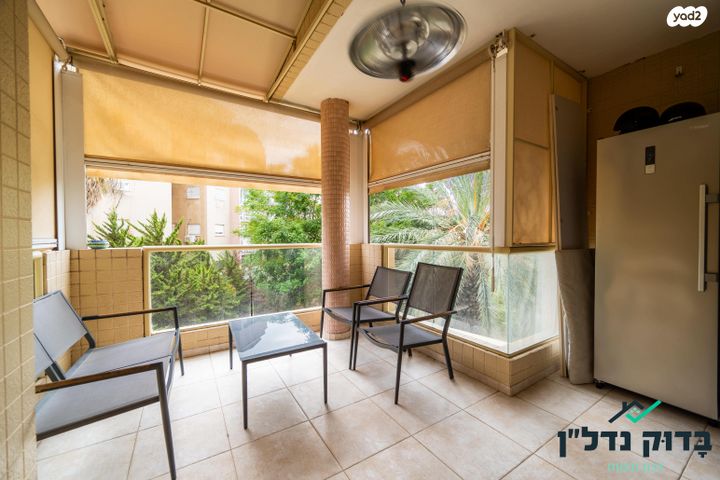 דירה, אורי צבי גרינברג 27, בן גוריון, חולון