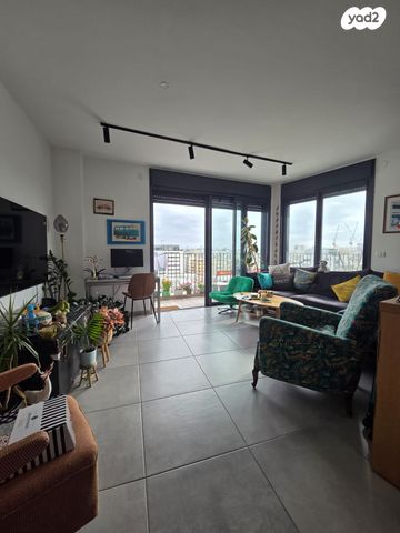 דירה, הרבי מבכרך, פלורנטין, תל אביב יפו