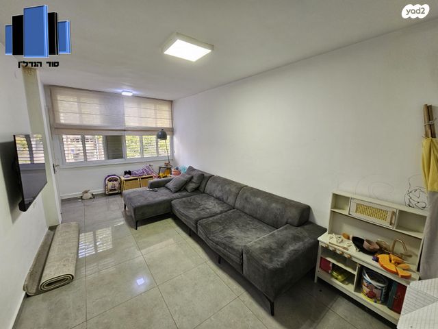 ארלוזורוב 25