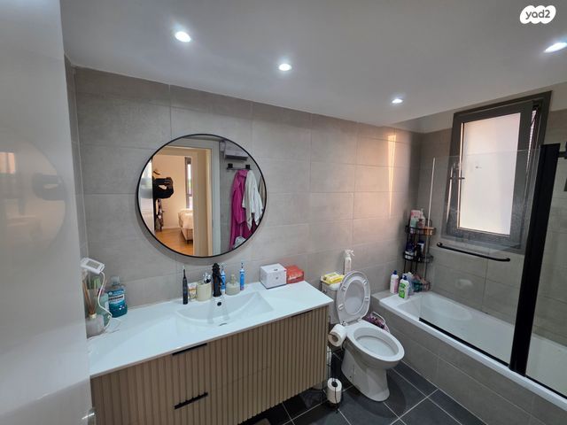 דירה, גן יבנה מערב, גן יבנה