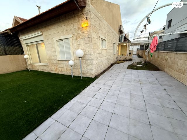 דו משפחתי, חרב לאת, קרית חיים מערבית, חיפה