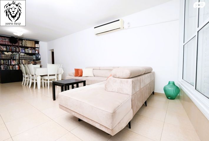 דירה, אחד העם, א' / צפון מזרח העיר, רחובות