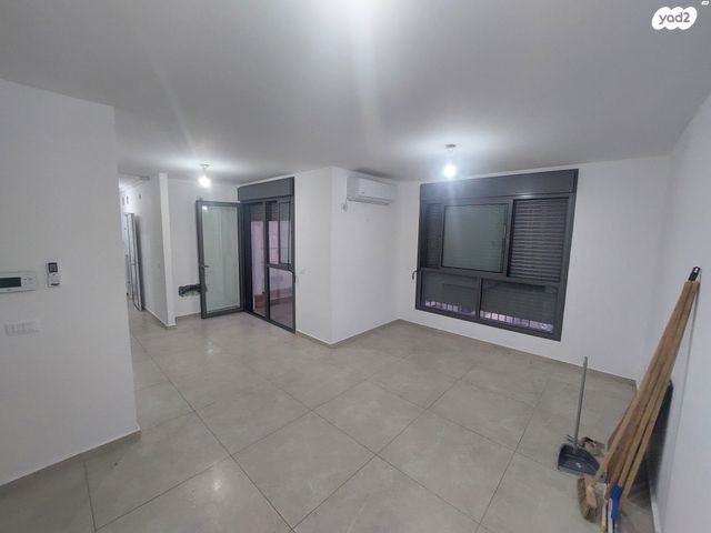 דירה, שבט מנשה 5, אחיסמך, לוד