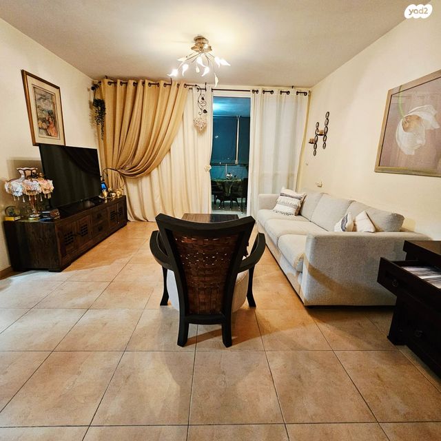 מבוא המלך עומרי 