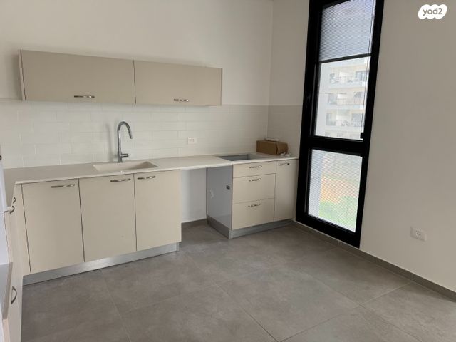 דירה, רעננה