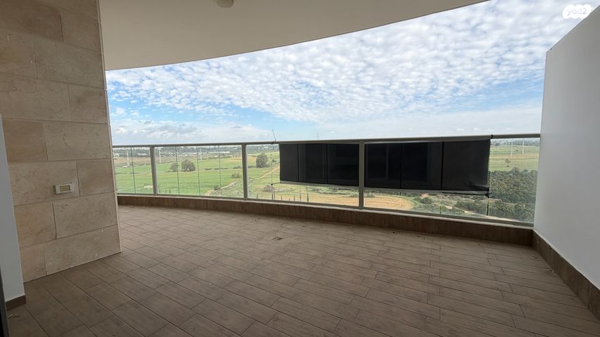 דירה, כרמל 19, אחוזת הנשיא, רחובות