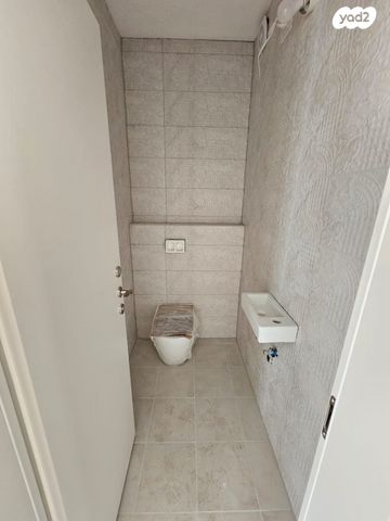 דירה, הגפן, כרמי הנדיב, אחוזת רוטנר, קרית מלאכי