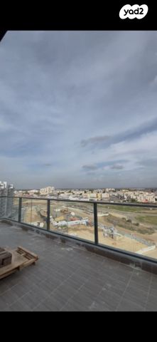 גג/ פנטהאוז, קרית מלאכי