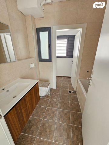 דירה, הגפן, כרמי הנדיב, אחוזת רוטנר, קרית מלאכי