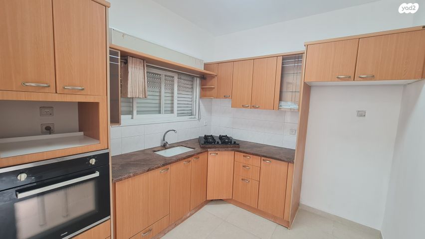 דירה, וייצמן, עיר, מרכז העיר, נהריה