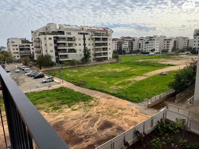 דירה, רעננה