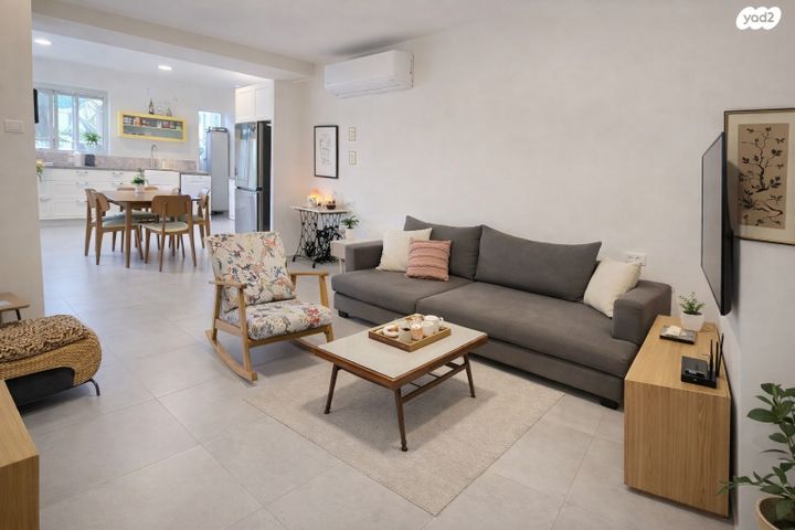 דו משפחתי, האילנות, צור יגאל, כוכב יאיר / צור יגאל