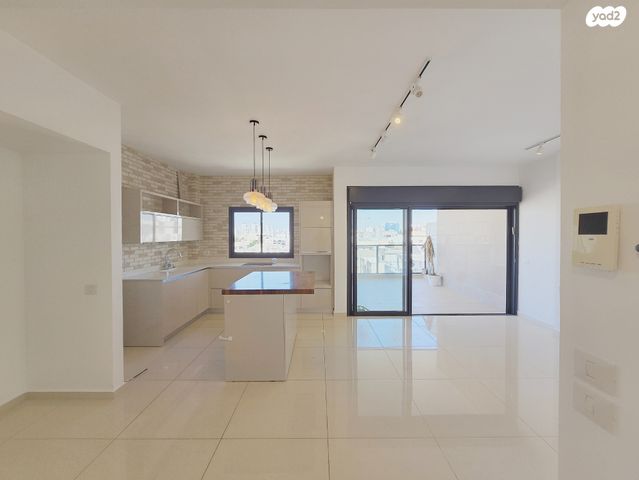 דירה, ביאליק, אברמוביץ', ראשון לציון