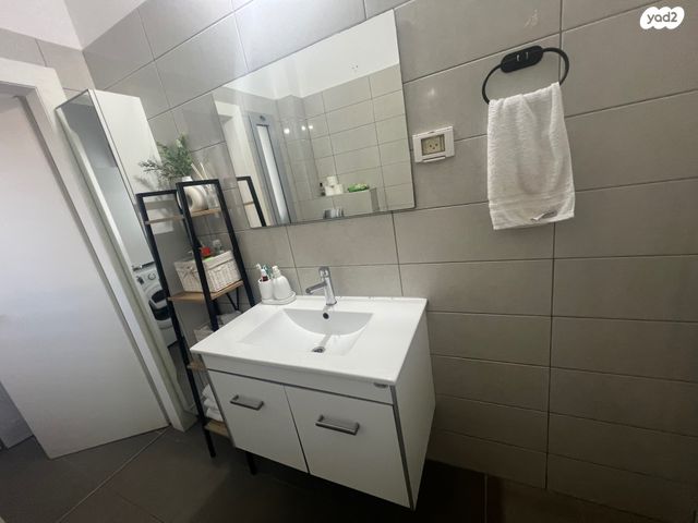 דירה, רבי דוד דנינו, הפרחים, קרית גת