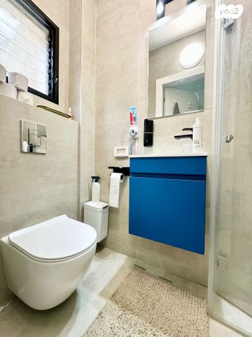 דירה, יהוד מונוסון