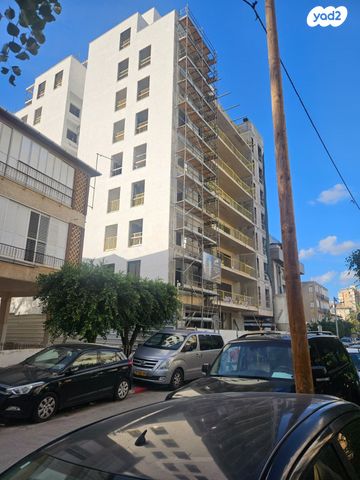 דירה, קדושי קהיר 7, בת ים