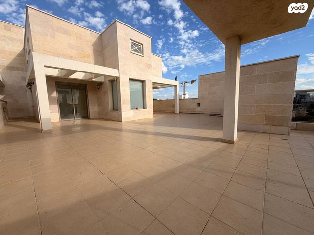 האחים טרבס 18