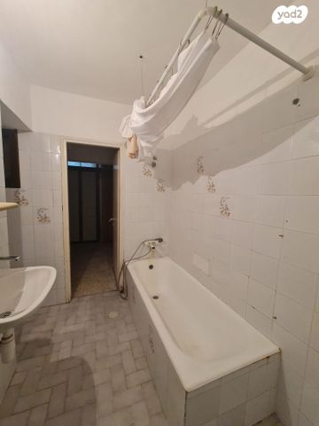 דירת גן, כרמיאל