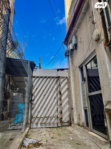 דירה, הרב יצחק ידידיה פרנקל, פלורנטין, תל אביב יפו