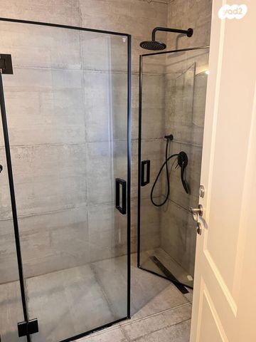 גג/ פנטהאוז, שדרות יצחק רבין, פארק המושבה, באר יעקב