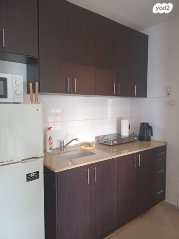 דירה, דרך בן גוריון 82, עצמאות יוספטל, בת ים