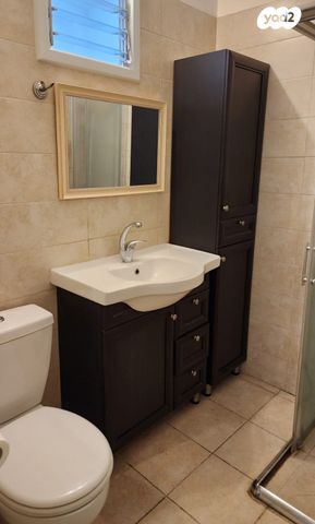 דירה, חולון