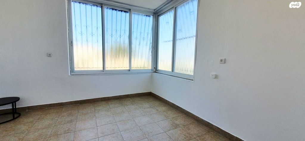 דירה, אבן גבירול, העיר התחתית, ואדי סאליב, חיפה