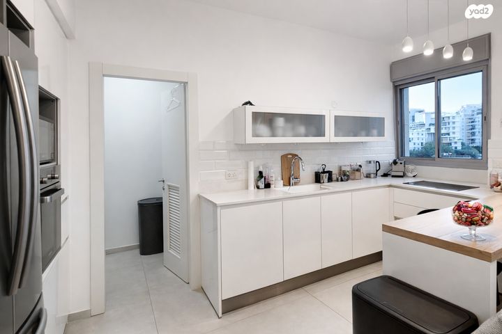 הגוש הגדול, רמת אביב החדשה, נופי ים