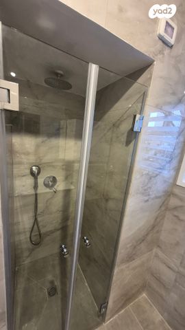 דירה, אלוף הניצחון, עליות, רמת גן